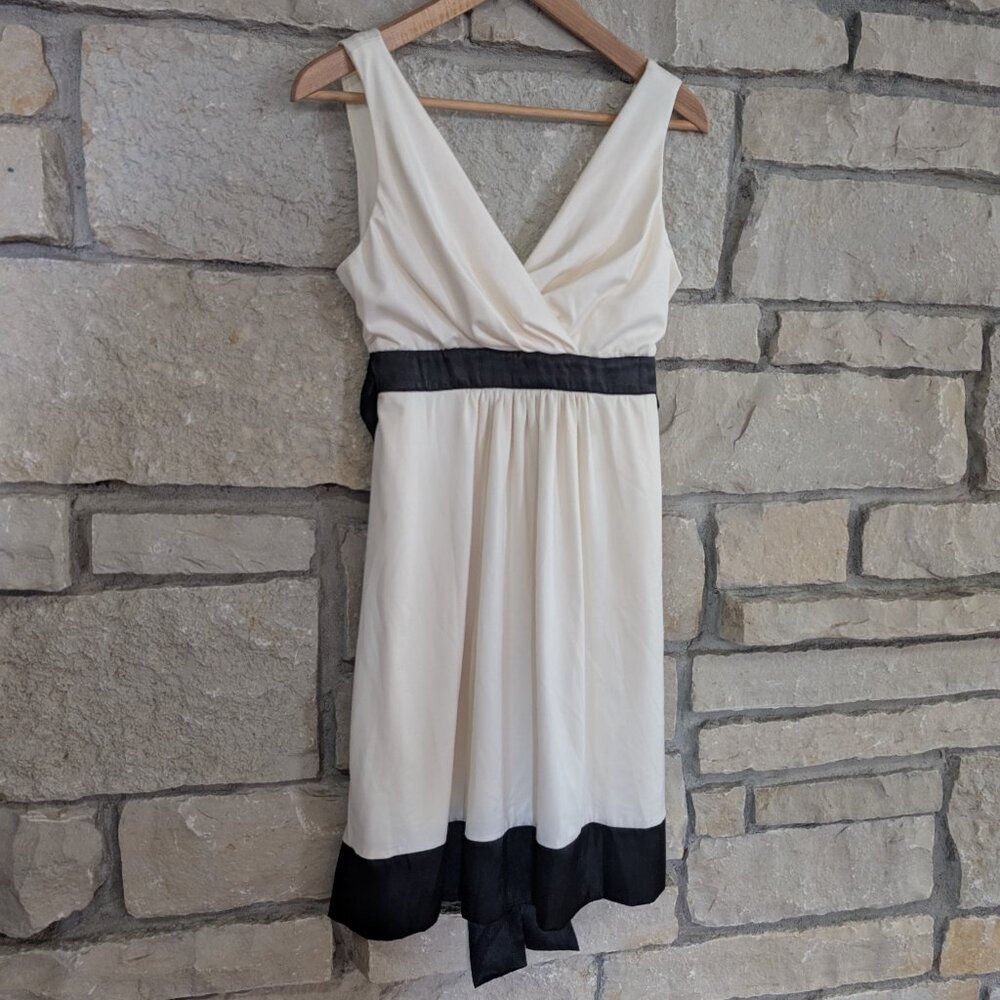 Empire waist knee-length dress